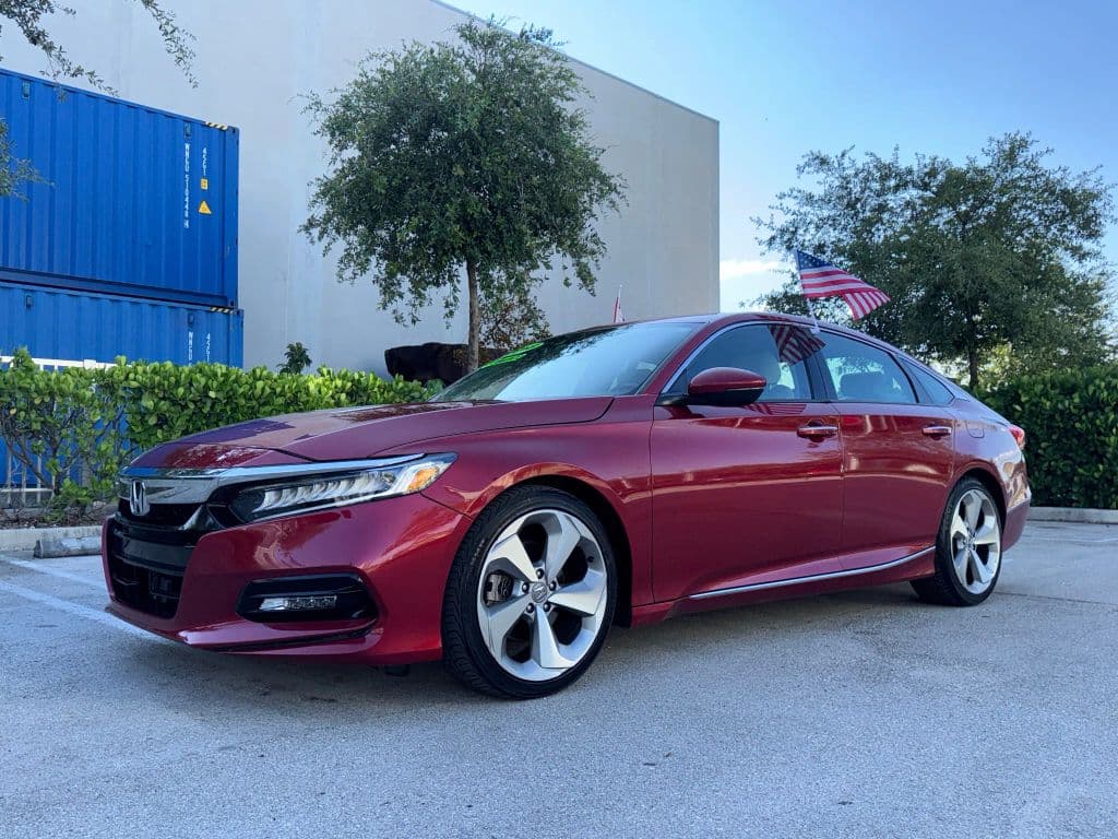 2018 Honda Accord — photo 1