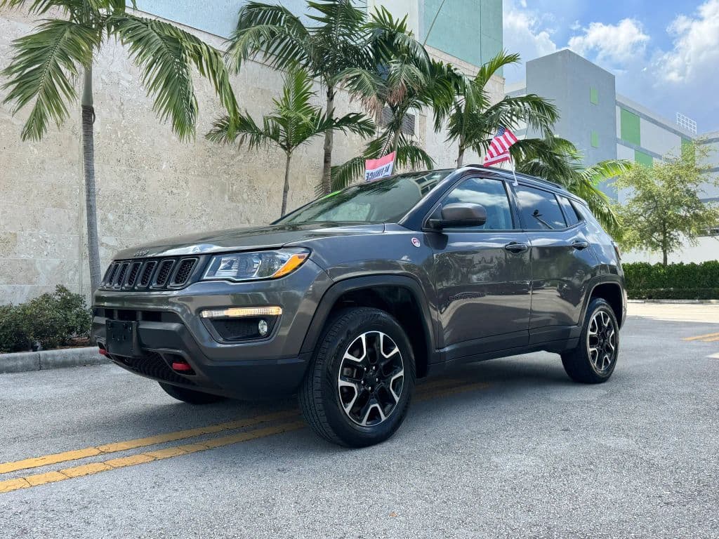 2021 Jeep Compass — photo 1
