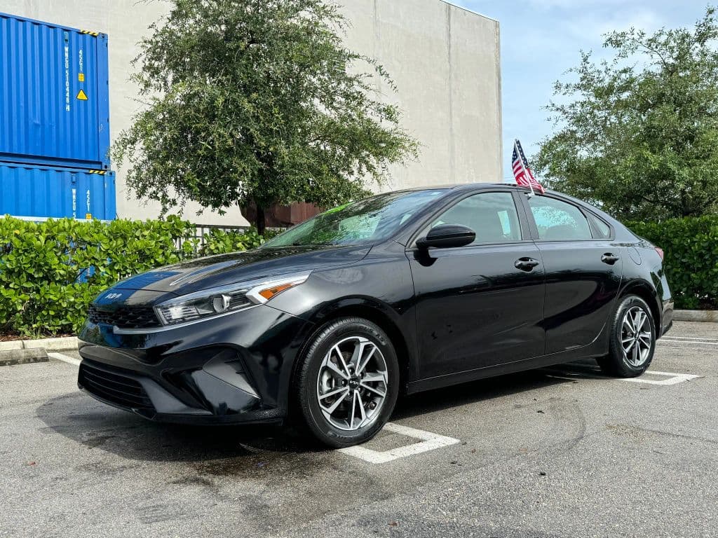 2022 Kia Forte — photo 1