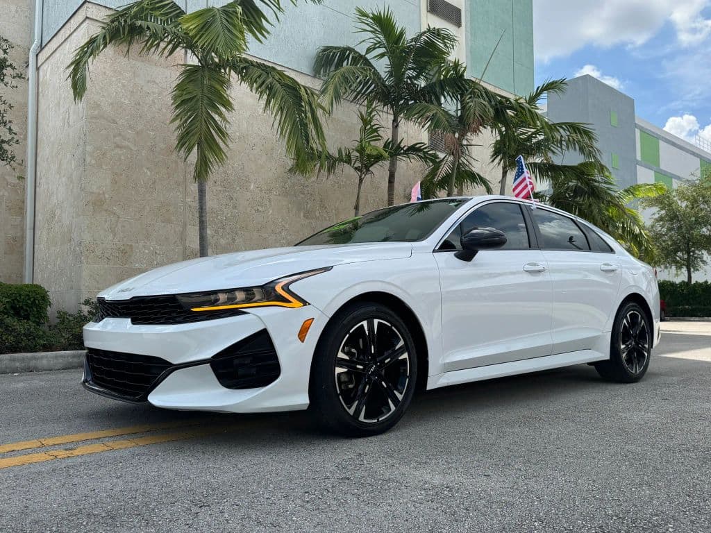 2024 Kia K5 — photo 1