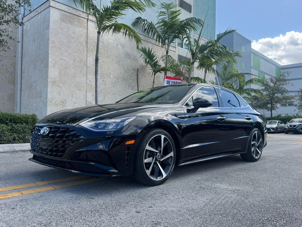 2023 Hyundai Sonata — photo 1